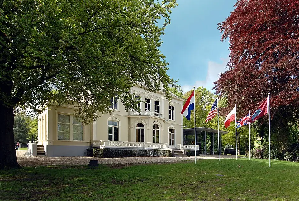 Airborne Museum Hartenstein in Oosterbeek